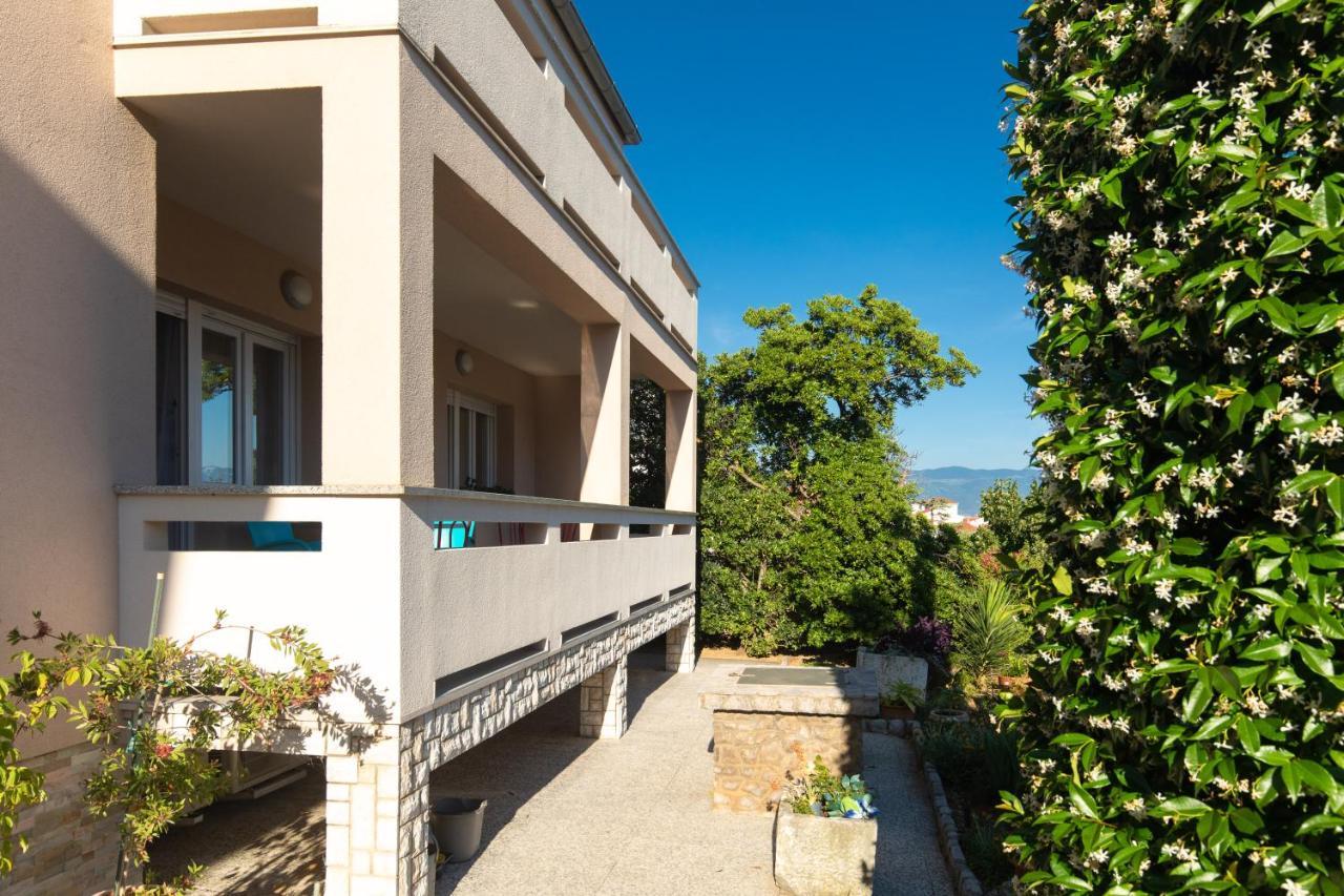 Villa Nina Baska Экстерьер фото